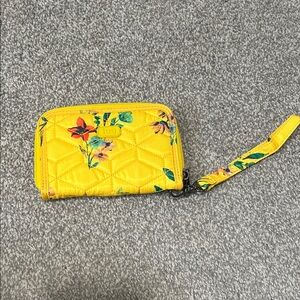 Lug rodeo wallet bouquet yellow.